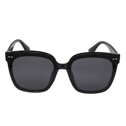 Sleek Black Wayfarer Sunglasses