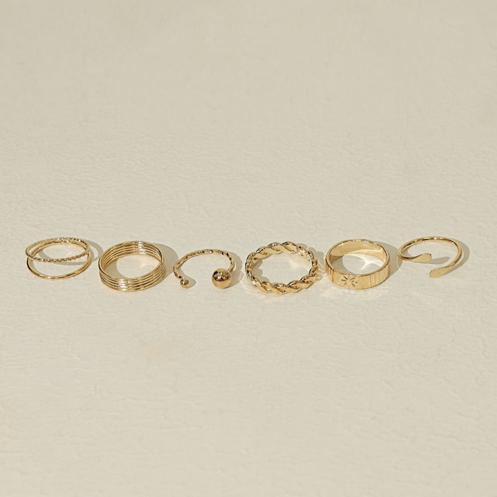 Set Of 6 Statement Gold Rings
