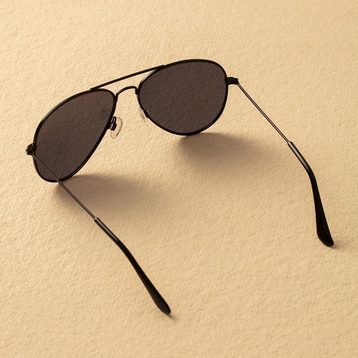 Statement Classic Black Aviator Sunglasses