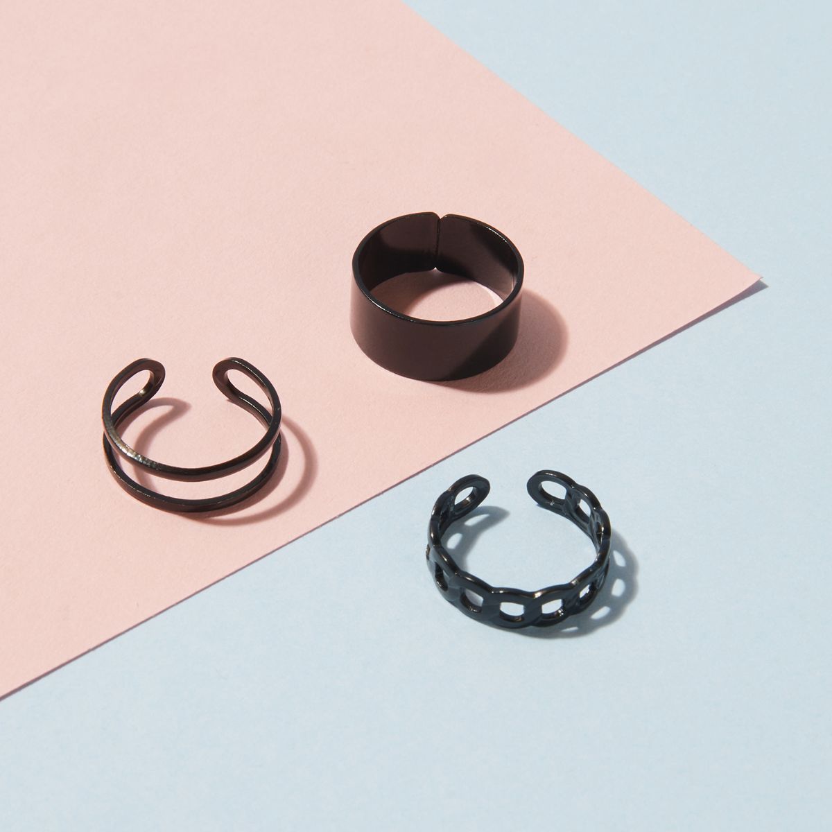 Pipa Bella by Nykaa Fashion Set of 3 Y2K Black Resin Rings Combo