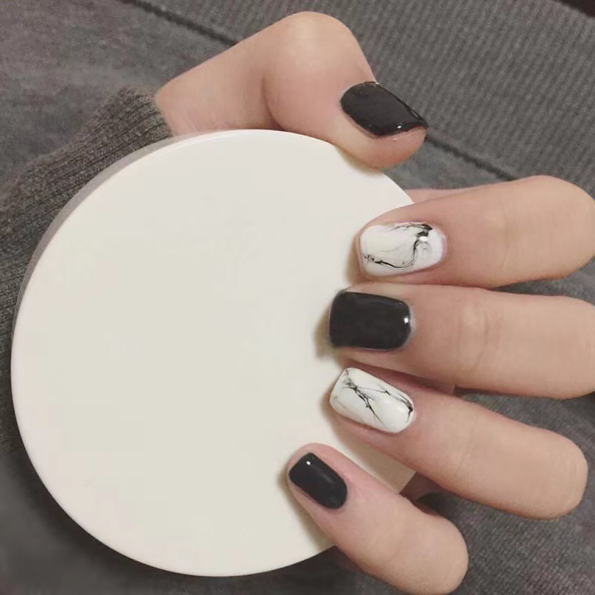 Black and White Marble Stick On Nails