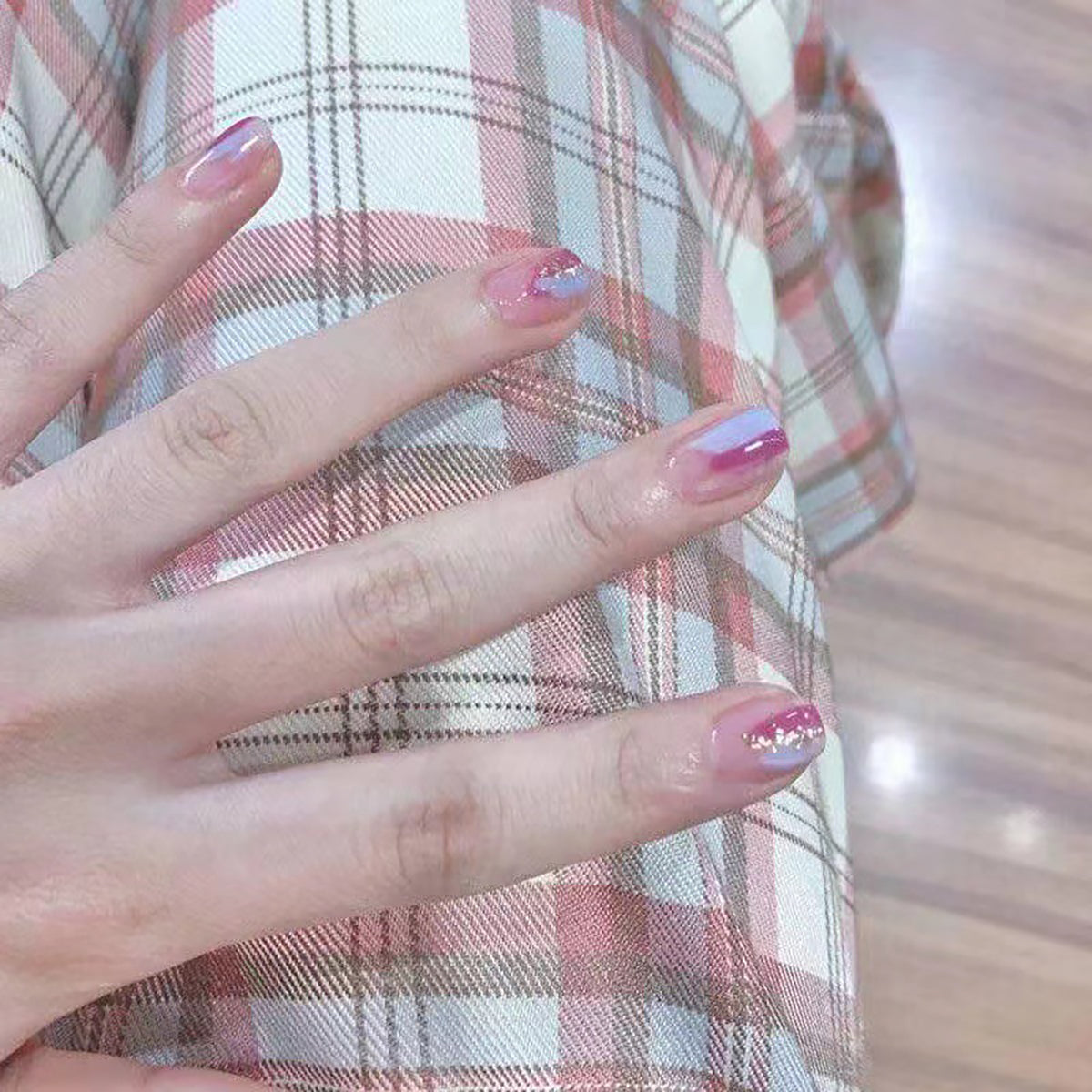 Glossy Stick On Nails with Pink and Blue Swaps