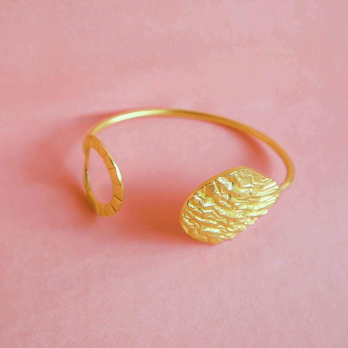 Statement Gold Toned Open Leaf Ring