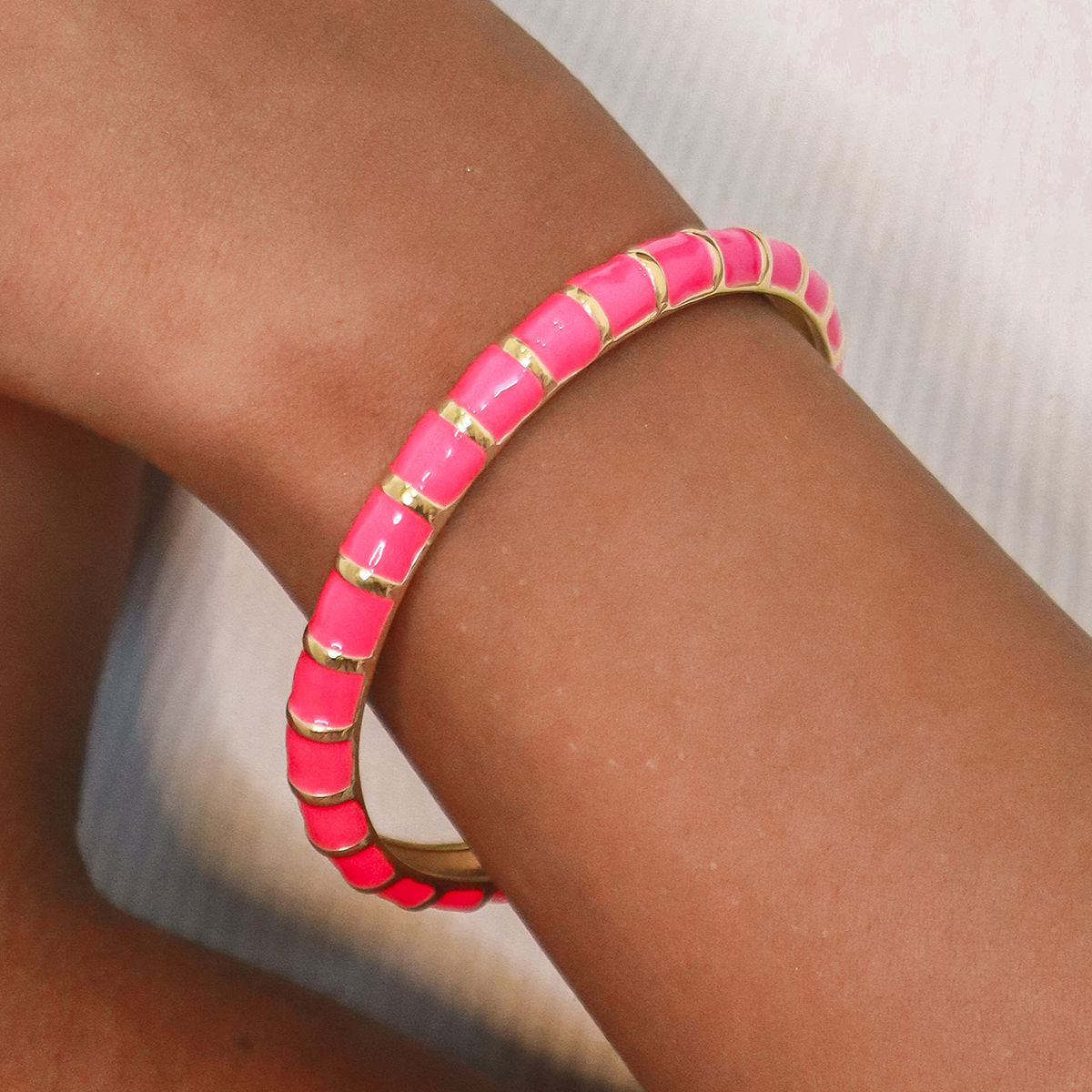 Elegant Stylish Pink Bracelet