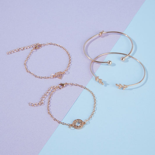 Pipa Bella by Nykaa Fashion Trendy Set of 4 Gold Plated Bracelet Stack